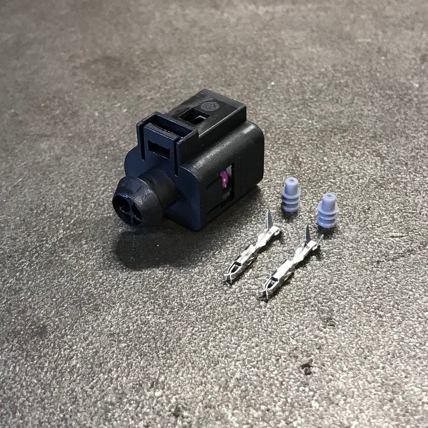 VW Mk4 02J Reverse Switch Plug & Terminal Set