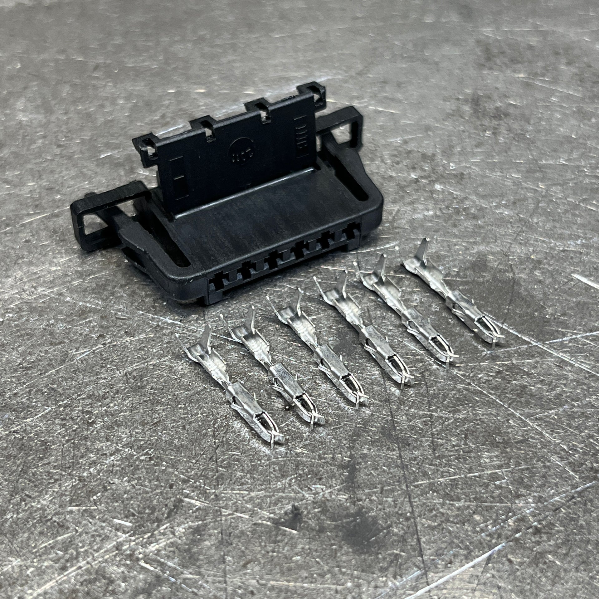 pedal plug VW Mk4 Drive by Wire (DBW) Accelerator Gas Pedal Connector Plug –  lucidautowerks